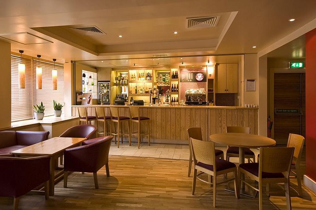 Premier Inn Glasgow City Centre - Argyle Street Extérieur photo